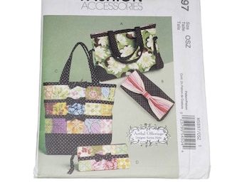 McCall's M5897 Totes and Bags Uncut Pattern, Artful Offerings Karina Hittle