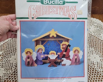 Vtg Bucilla 61138 Manger Scene Plastic Canvas Kit, Christmas Nativity ca 1990, Unopened