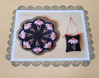 Summertime Candle Mat and Hanging Pillow Applique Pattern Penny Lane Primitives #122