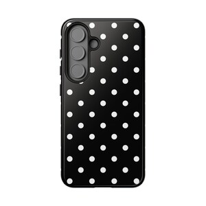 Capa para celular com estampa de bolinhas brancas | Compatível com Galaxy S25 Ultra, S25 Plus, S25, S24 Ultra, S24 Plus, S24, S23 e outros modelos. Estampa de bolinhas. Capa para celular Samsung.