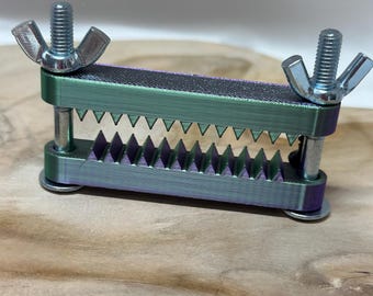 Ribbed Pressure Nipple Clamp – Adjustable Sensory BDSM Toy with Metal & 3D Printed PLA, Nipple Torture, Pain Play