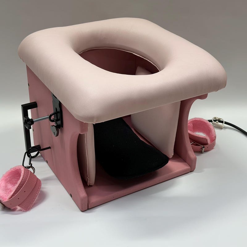 Queening Chairs - Etsy