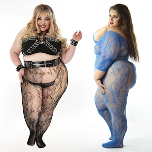 BBWs mini yubkalarda külotsiz