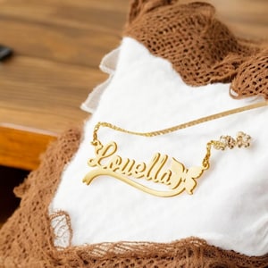 Collar de mariposa de acero inoxidable personalizado con nombre personalizado: un dulce regalo de joyería para fiestas