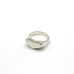 Chunky Heart Signet Ring silver