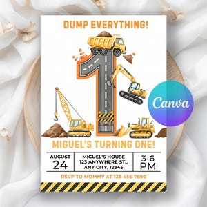 Könnte beinhalten: Eine Geburtstagseinladung mit Baustellen-Thema. Das Design zeigt eine große Eins in Form einer Straße, mit Baufahrzeugen. Der Text lautet "DUMP EVERYTHING!" und enthält Eventdetails.