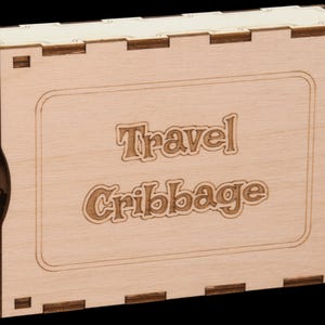 Draagbaar cribbagebord voor op reis met opberglade – handgemaakt en compact