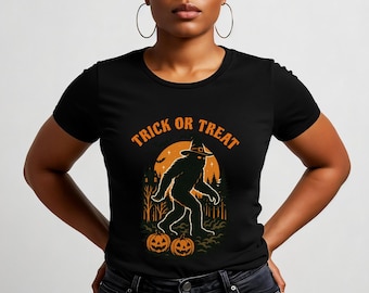 Bigfoot Shirt for Trick or Treating - Spooky Mythical Creature Tee for Halloween