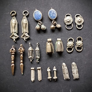 888) Tribal Elements - Blandat kreativt material för hobbyister och hantverkare
