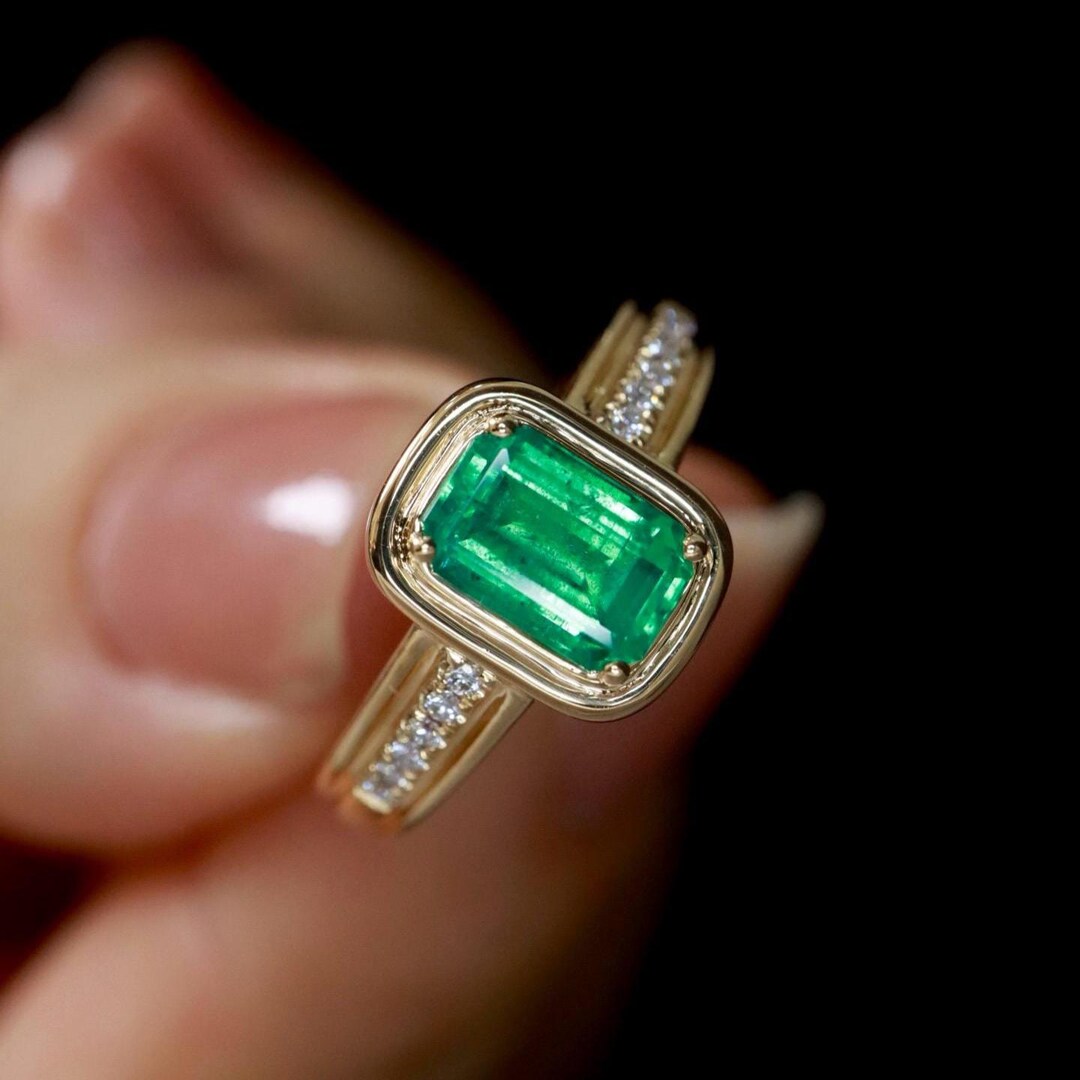 Unique Diamond Paved Natural Emerald Ring in 18k Solid Gold/genuine ...