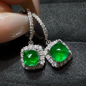Unique Solid gold Genuine Sugar-loaf Emerald Dangle Earrings/Luxurious earrings woman/handmade custom fine studs women/Buccellati emerald