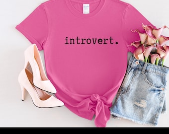 内向的なTシャツ、内向的なグラフィックTシャツ、内向的な人へのギフト、ミニマリストな内向的なTシャツ、シャイなTシャツ、内向的なTシャツ、内向的なアパレル