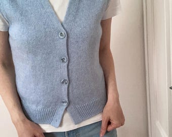Breipatroon vest met knopen - SVALA Vest
