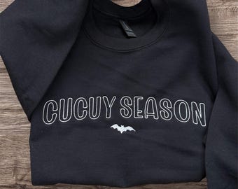 Sweat-shirt brodé Cucuy Season | Sweat-shirt d'Halloween