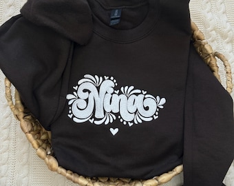 Sweat brodé Nina Talavera : design d'inspiration mexicaine