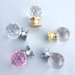 Round Glass Door Knob – Vintage Style Cabinet Pull, Clear Crystal Drawer Handle, Elegant Furniture Hardware for Dresser or Kitchen