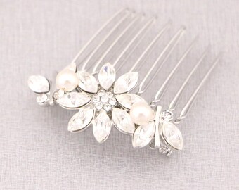 Silver Bridal comb Wedding hair accessories Bridal hair jewelry Wedding hair clip Crystal hair comb Wedding hair piece Wedding comb Bridal