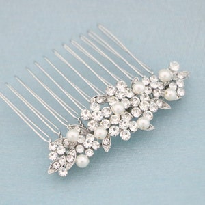 Silver Wedding hair comb Rhinestone hair comb Side Wedding comb Crystal hair piece hair comb Pearl hair jewelry Wedding hair bling Headpiece