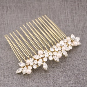 bridal hair comb rhinestone hair piece Pearl and Crystal bridal comb Bridesmaid hair comb Wedding side comb Small Bridal hair comb Hair clip