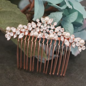 Pearl side comb Rose gold Wedding hair comb Gold veil comb Silver Wedding comb Bridal hair jewelry Wedding hair accessories Bridal hair comb