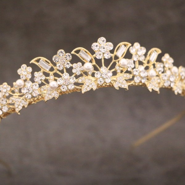 Wedding tiara Gold Pearl tiara Simple Bridal tiara Crystal and Rhinestone tiara Wedding headband tiara Side Bridal headband tiara Hairpiece