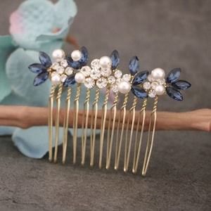 Navy blue Wedding hair comb Side bridal headpiece Rhinestone hair comb Gold veil comb Blue hair piece Wedding comb Pearl hair comb Crystal