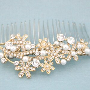 Gold Wedding hair accessories for bun Rose gold Wedding comb Pearl hair piece Wedding hair comb Bridal hair jewlery Bridal comb hair clip