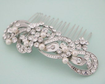 Bridal comb Pearl and Crystal hair comb Wedding hair accessories floral Wedding comb headpiece Silver Bridal hair comb Wedding hair piece