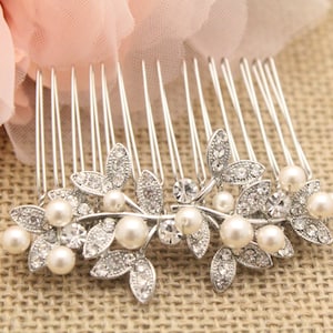 Bridal hair comb Pearl hair accessories,Wedding hair comb Bridal hair jewelry,Wedding comb Crystal,Boho hair comb,Wedding hair piece,Bridal