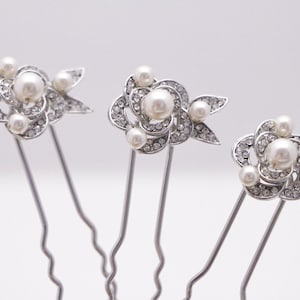 Bridal hair pin pearl and Crystal hair pin side hair pin rose gold hair pins wedding hair pin pearl hair pin Bridesmaid hair pins Bridal