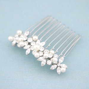 Bridal hair accessories for bun Side Bridal headpiece Rhinestone Wedding hair comb Crystal hair piece Wedding comb Silver Bridal hair comb