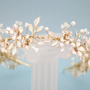 Wedding headband Crystal and Pearl headband Gold Wedding tiara Boho hair vine Rose gold Wedding headband Bridal hair jewlery Tiara Silver