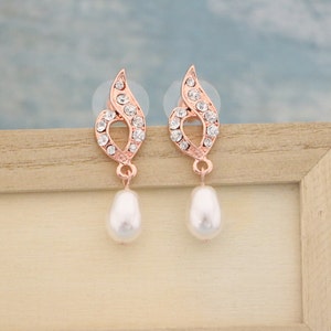 Crystal Bridal earrings Rose Gold earrings Bridal jewelry Swarovski Pearl drop earrings Wedding jewelry Simple earrings Crystal earring Gold