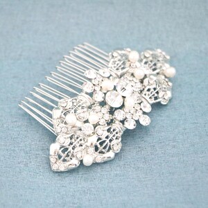 Bridal hair comb Side bridal headpiece Wedding hair piece Wedding hair comb Bridal hair accessories for bun Wedding comb Pearl hair jewelry