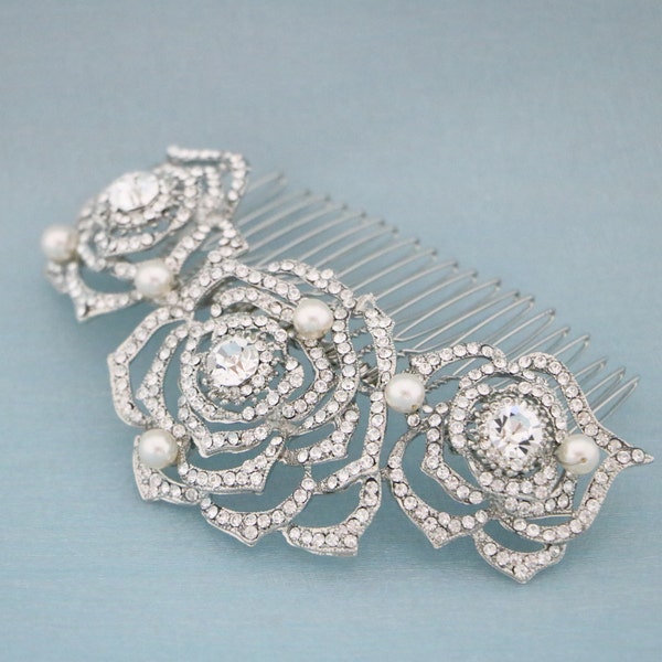 Silver Bridal hair comb Flower Side bridal headpiece Rhinestone Wedding comb in Crystal Bridal comb Pearl Wedding hair comb Headpiece Bling