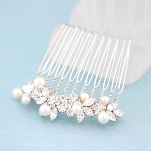 Pearl Rhinestone Bridal Hair Comb: Silver Wedding Hair Piece  display picture 2