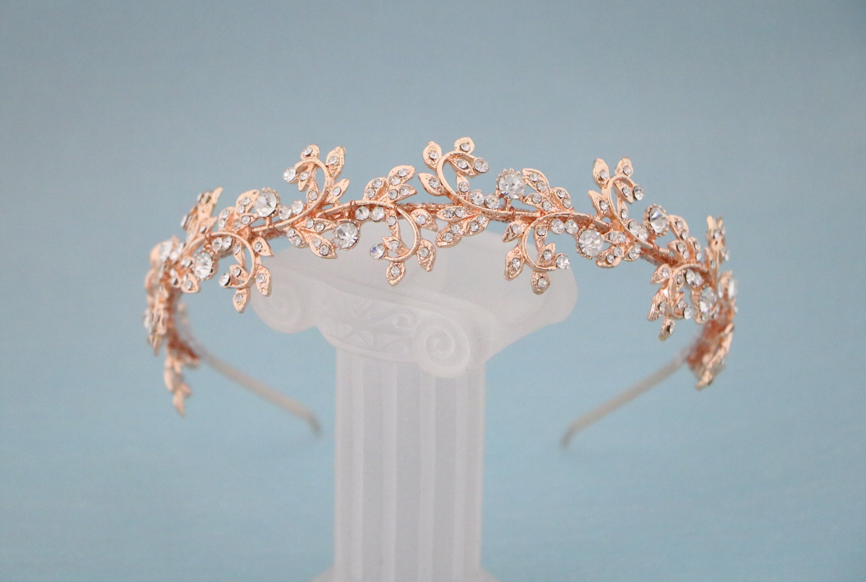 Kit diadema sposa-to-Be fascia in oro rosa con Design personalizzato corona di cristallo Glitter addio al nubilato per feste di nozze