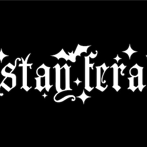 Gothic Stay Feral Aufkleber - Witchy Fledermäuse Vinyl Sticker für Auto, Laptop oder Fenster - Gruselige alternative Dekoration
