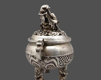 Vintage bronze three-legged animal face dragon head stove Creative auspicious ornaments to attract wealth and blessings Gift for her