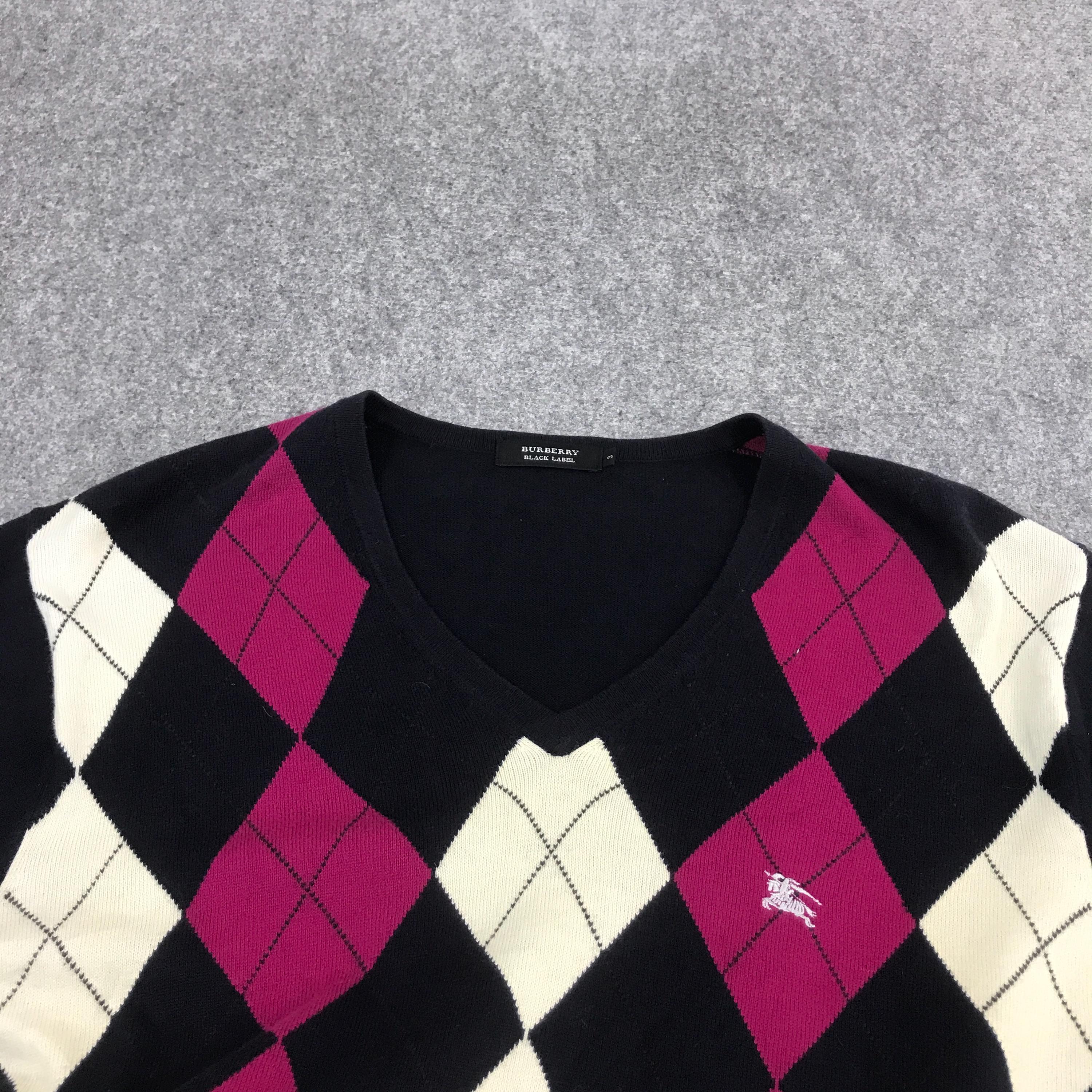 Vintage Burberry Black Label Knitwear V- Neck Style Japan Burberry