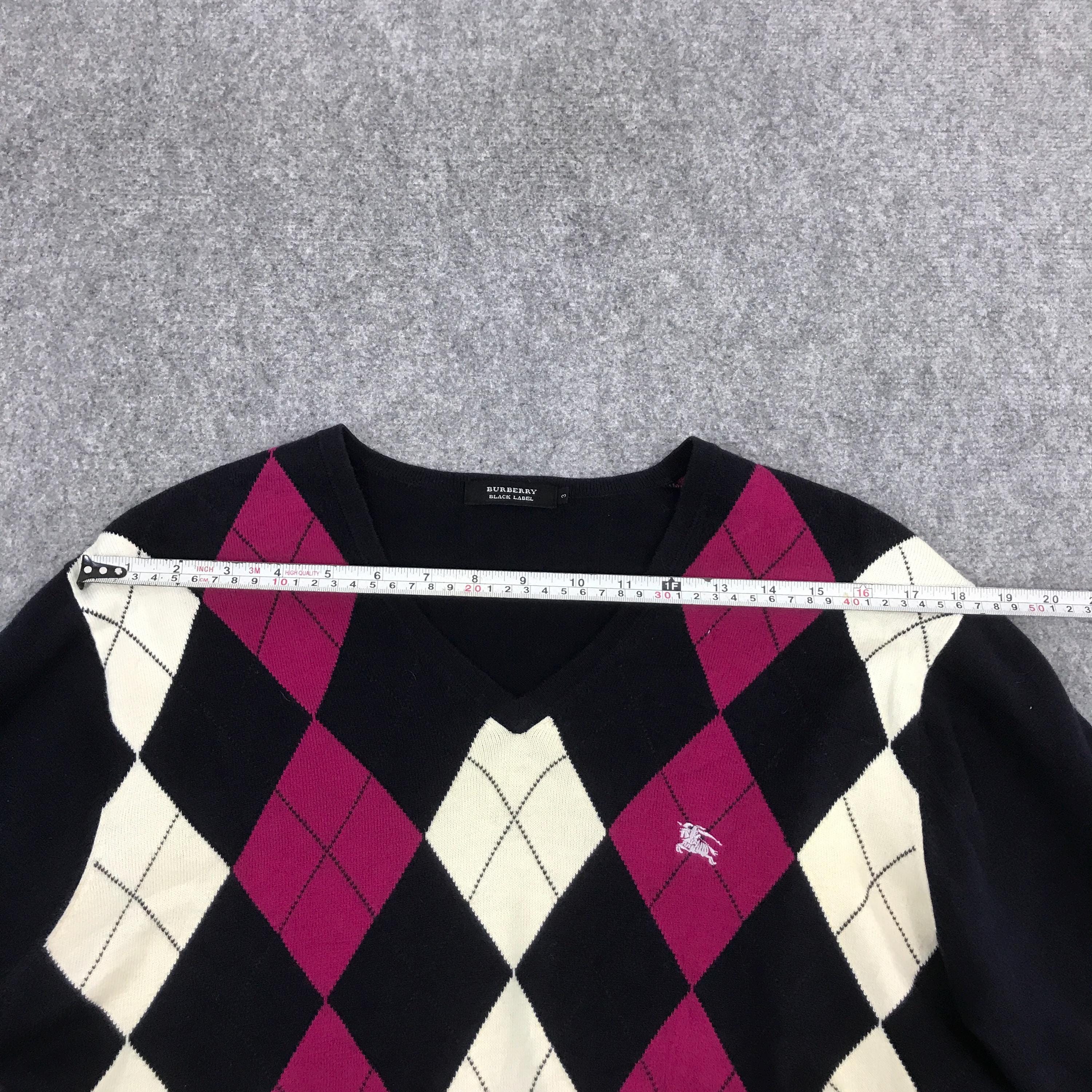 Vintage Burberry Black Label Knitwear V- Neck Style Japan Burberry