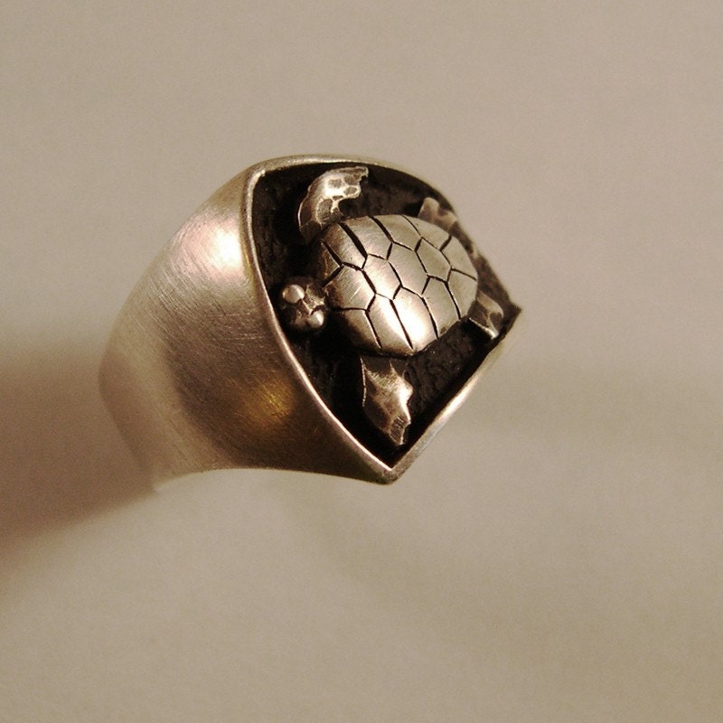 Buy Sahiba Gems Chandi / Silver Handmade Tortoise (kachua) Ring CZ stones  inlaid 17 Indian Size at Amazon.in