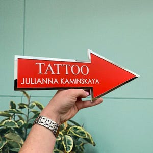 3d custom arrow yard pointing sign Arrow Sign 3d real estate sign. Directional sign Street arrow sign. Arrow pointing sign Custom text arrow