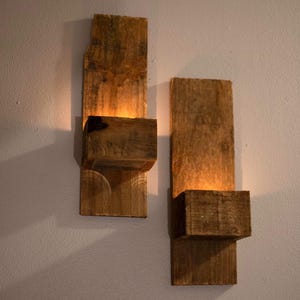 Verwitterte Rustikale Holz Wandleuchte | Landhaus Deko für Kerzenhalter oder Pflanzen | Home Beleuchtung für gemütliche Räume | Hergestellt aus Altholz