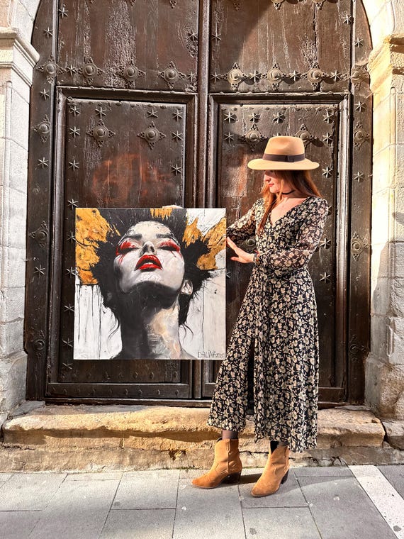Red Lipstick Woman Portrait: Black, White & Gold Modern Art (32x32 Inches) - Etsy Red Lipstick Woman Portrait: Black, White & Gold Modern Art (32x32 Inches) - Etsy