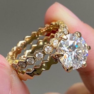 Round Moissanite Solitaire Wedding Ring Set, 14K Yellow Gold Moissanite Bridal Ring Set, Honeycomb Shank Bridal Set, Promise Ring