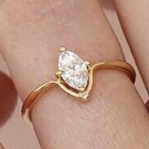 Bypass Shank Promise Ring, Marquise Cut Engagement Ring, Minimalist Wedding Ring, Moissanite Diamond Ring, Eye Shape Diamond Ring for Women