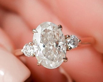 Anello di fidanzamento con moissanite taglio ovale da 2,0 carati, anello con moissanite ovale a tre pietre, anello in oro massiccio, anello regalo per anniversario, anello nuziale, anello giornaliero