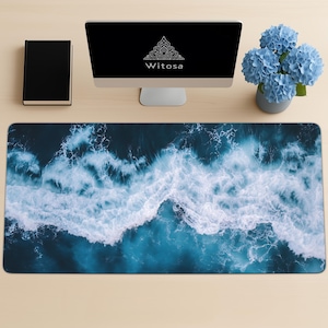 Alfombrilla de escritorio con diseño de olas marinas – Decoración costera para escritorio, base antideslizante.