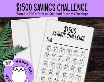 Puede incluir: Un rastreador de desafíos de ahorro de $1500 imprimible con una ilustración en blanco y negro de un gato. El rastreador tiene 30 espacios para rastrear objetivos de ahorro de $5 y $10.